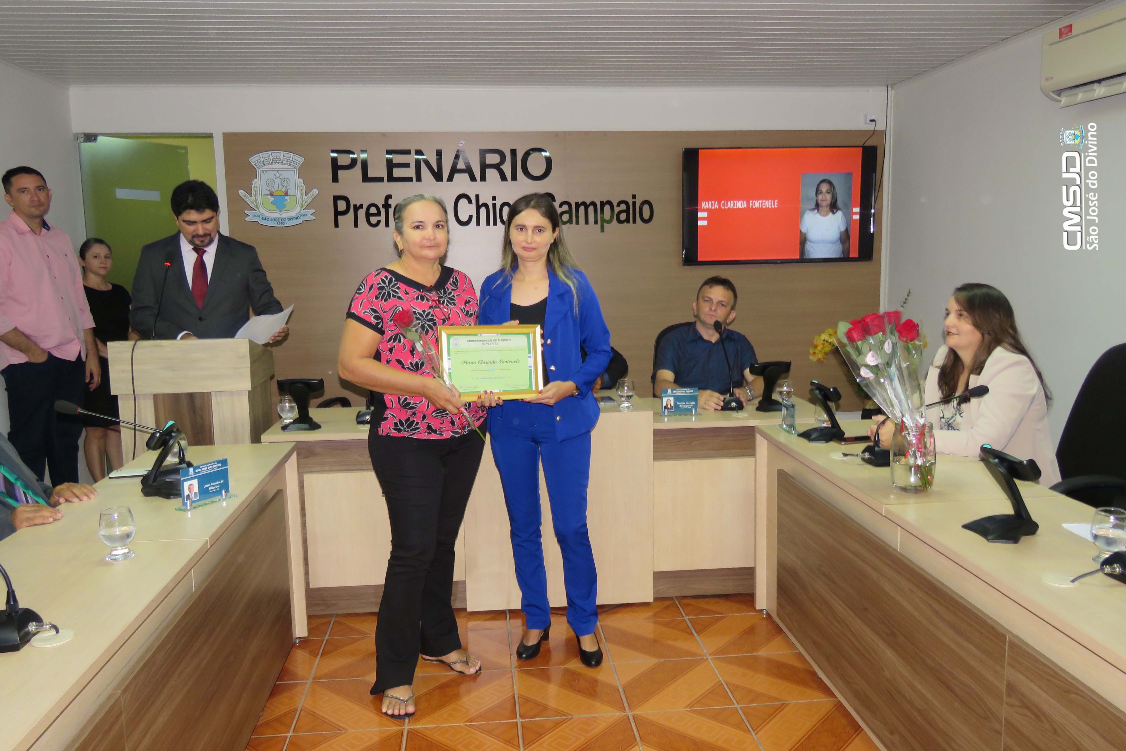 Clarinda Fontenele e ver. Betânia Freire).jpg