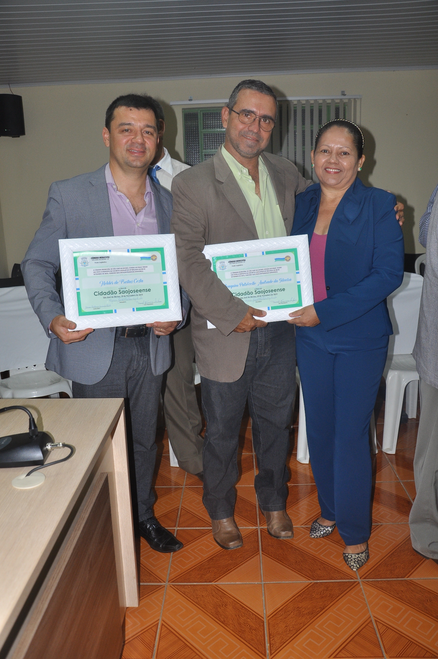 Helder, Patrócollo e Mazé Sol. 02-15