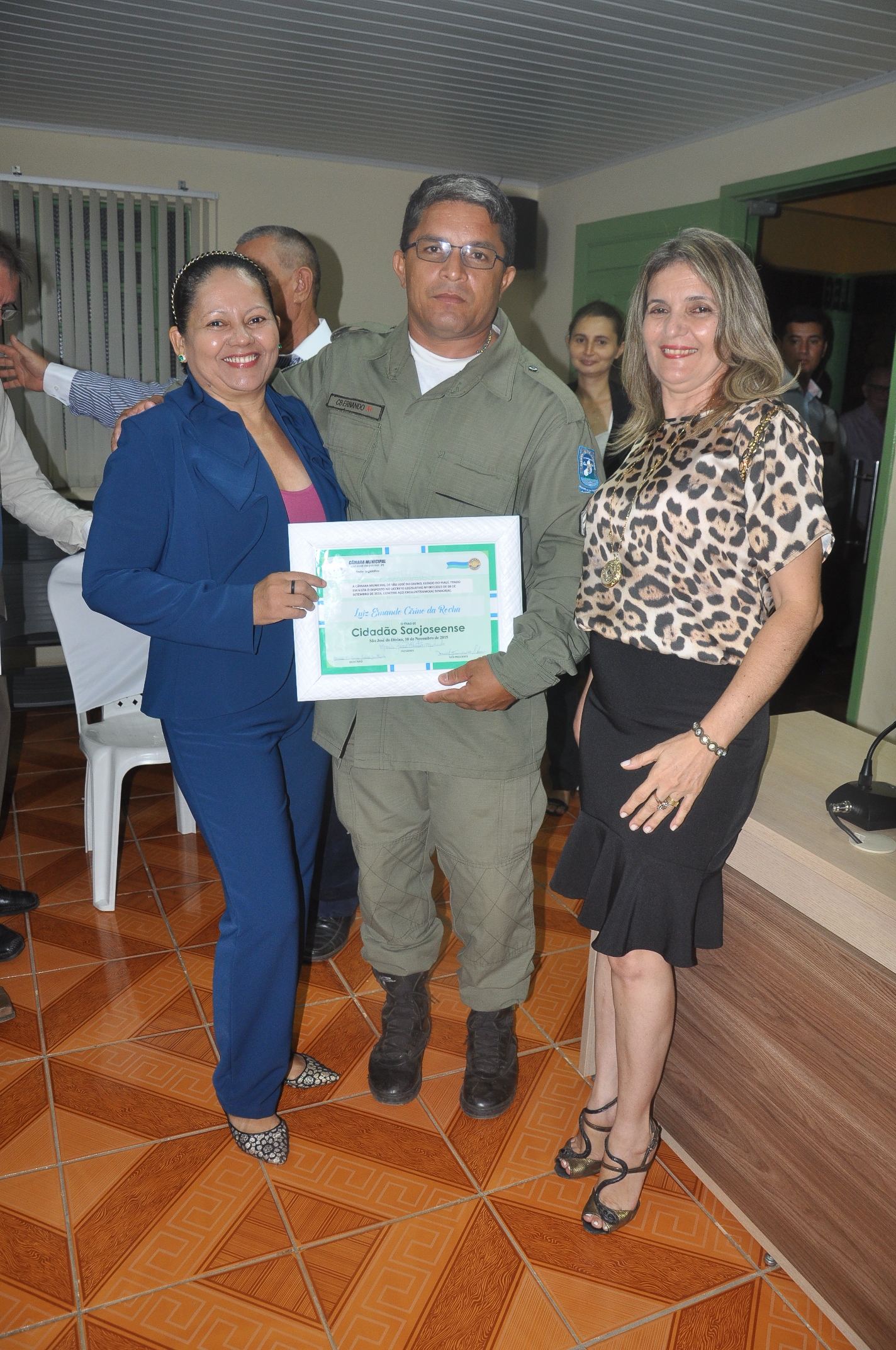 Mazé, Ernande e Cleonice Sol. 02-15