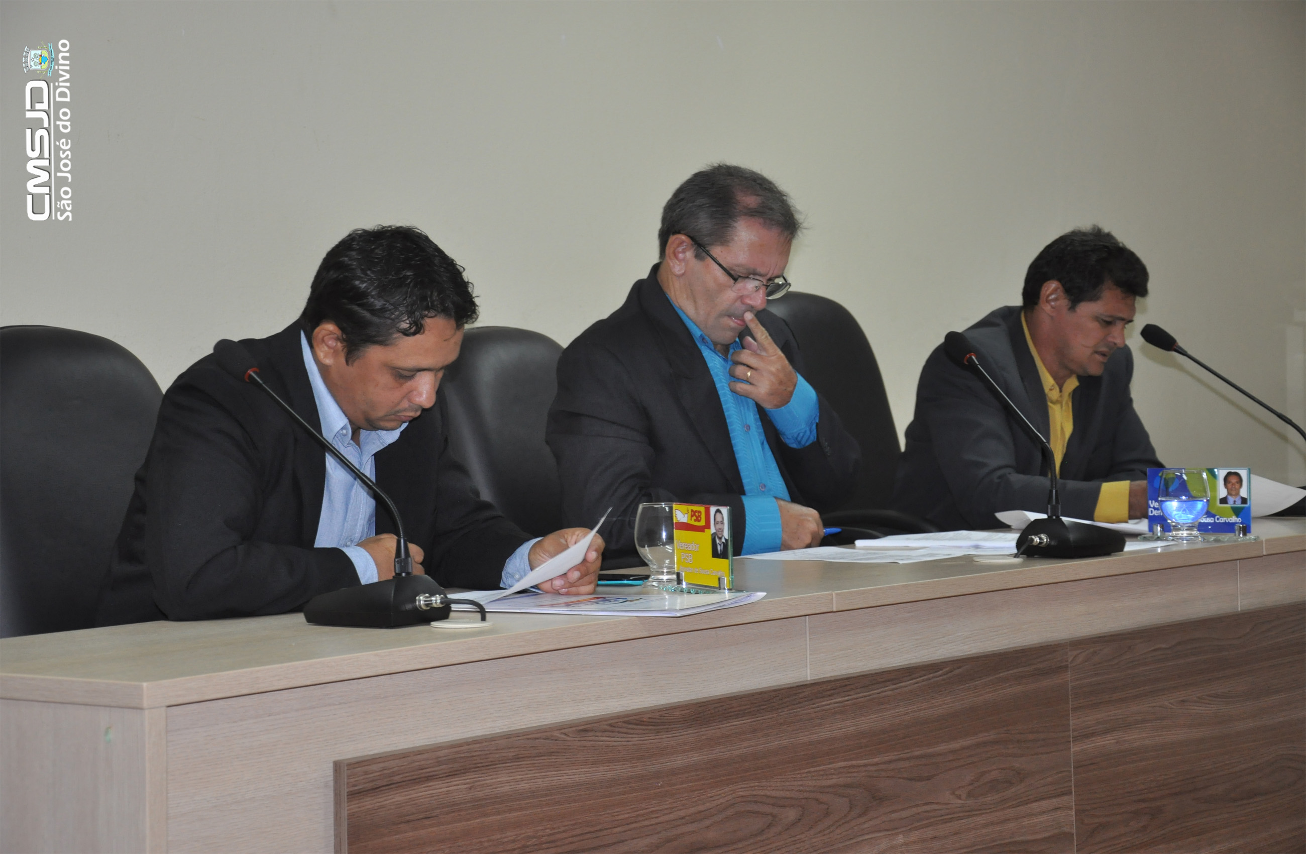 Vers Jhonatan, Prof. Bernardo e Fernando.jpeg