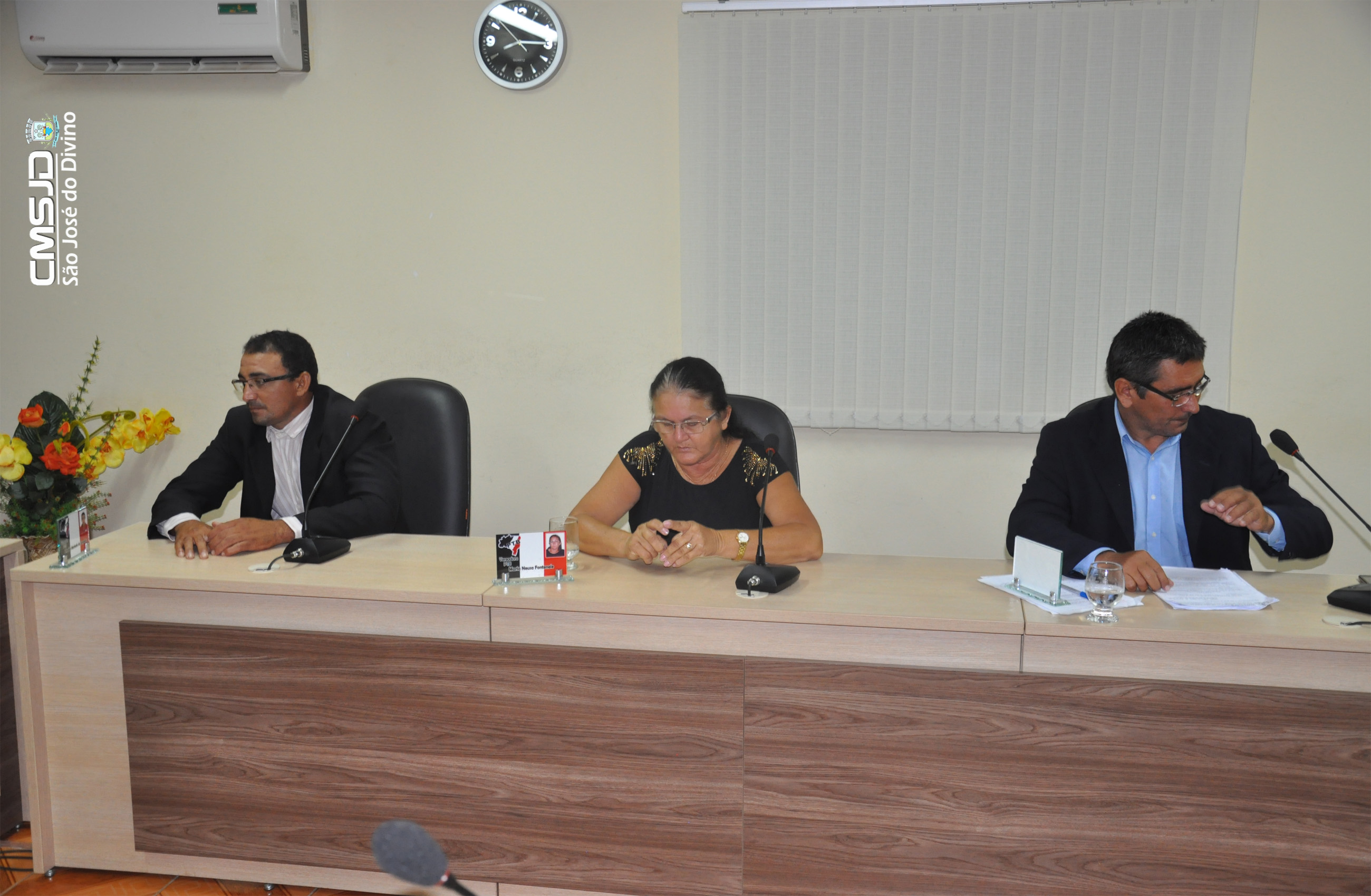 ver. Eri, Neusa e Prof. Bernado.jpeg