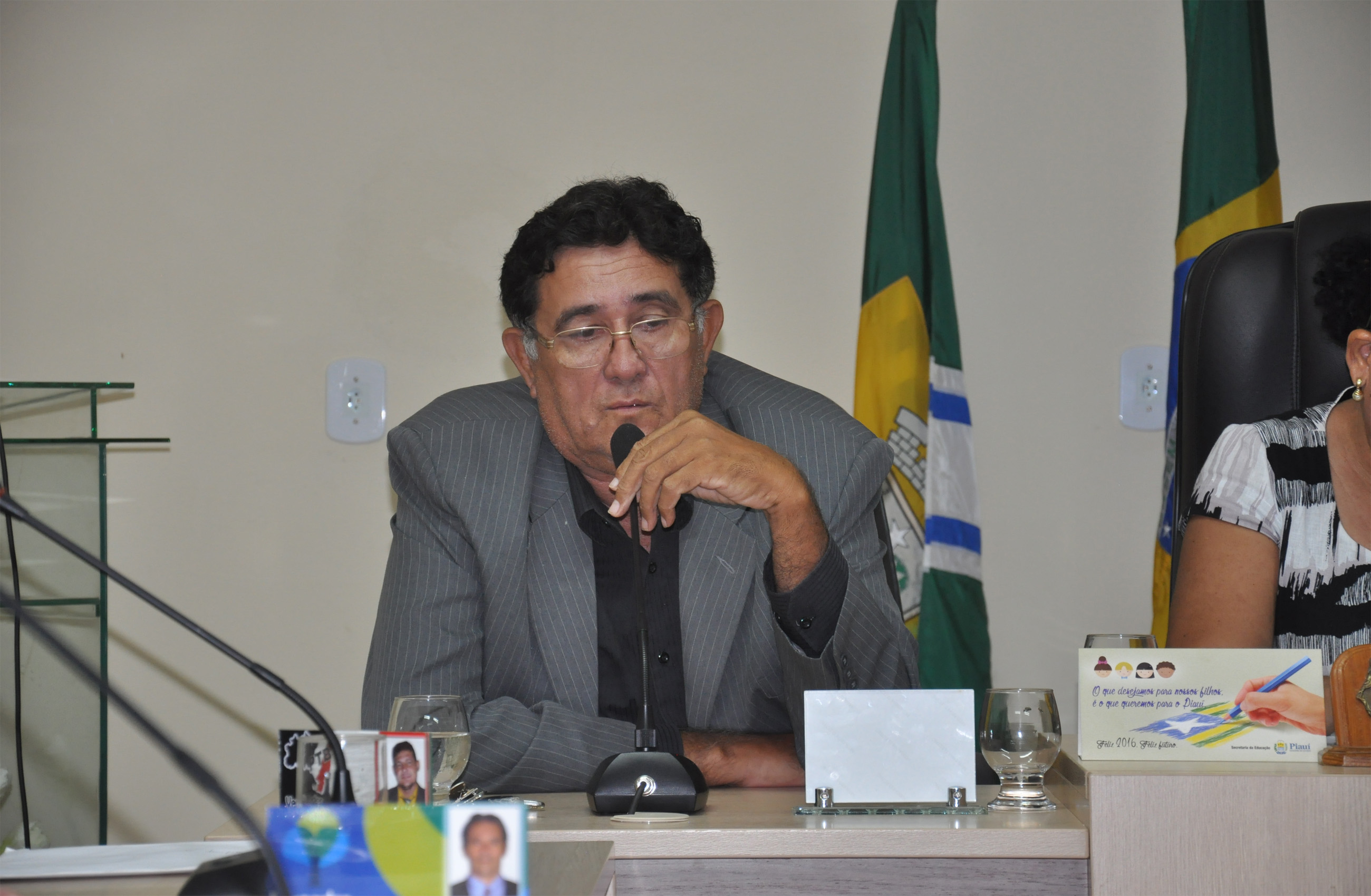 ver. Manoel Joana Sessão ordinária 04-2016.jpeg