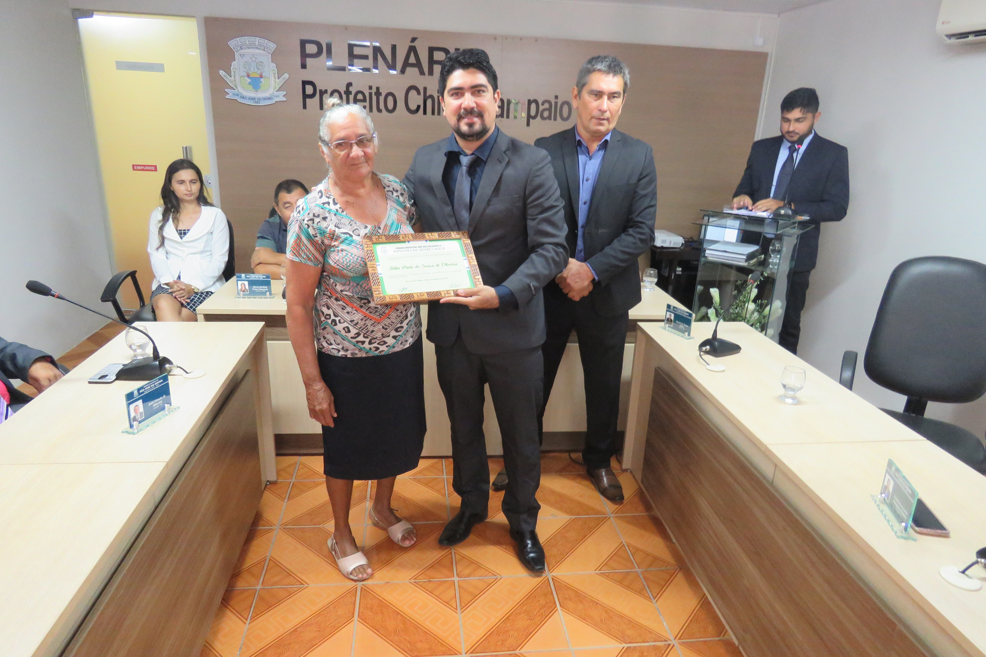 Ver. Dr. Daniel e Julia Pinto.JPG