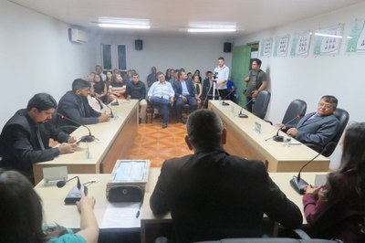 Sessão Solene 03-2019.jpg