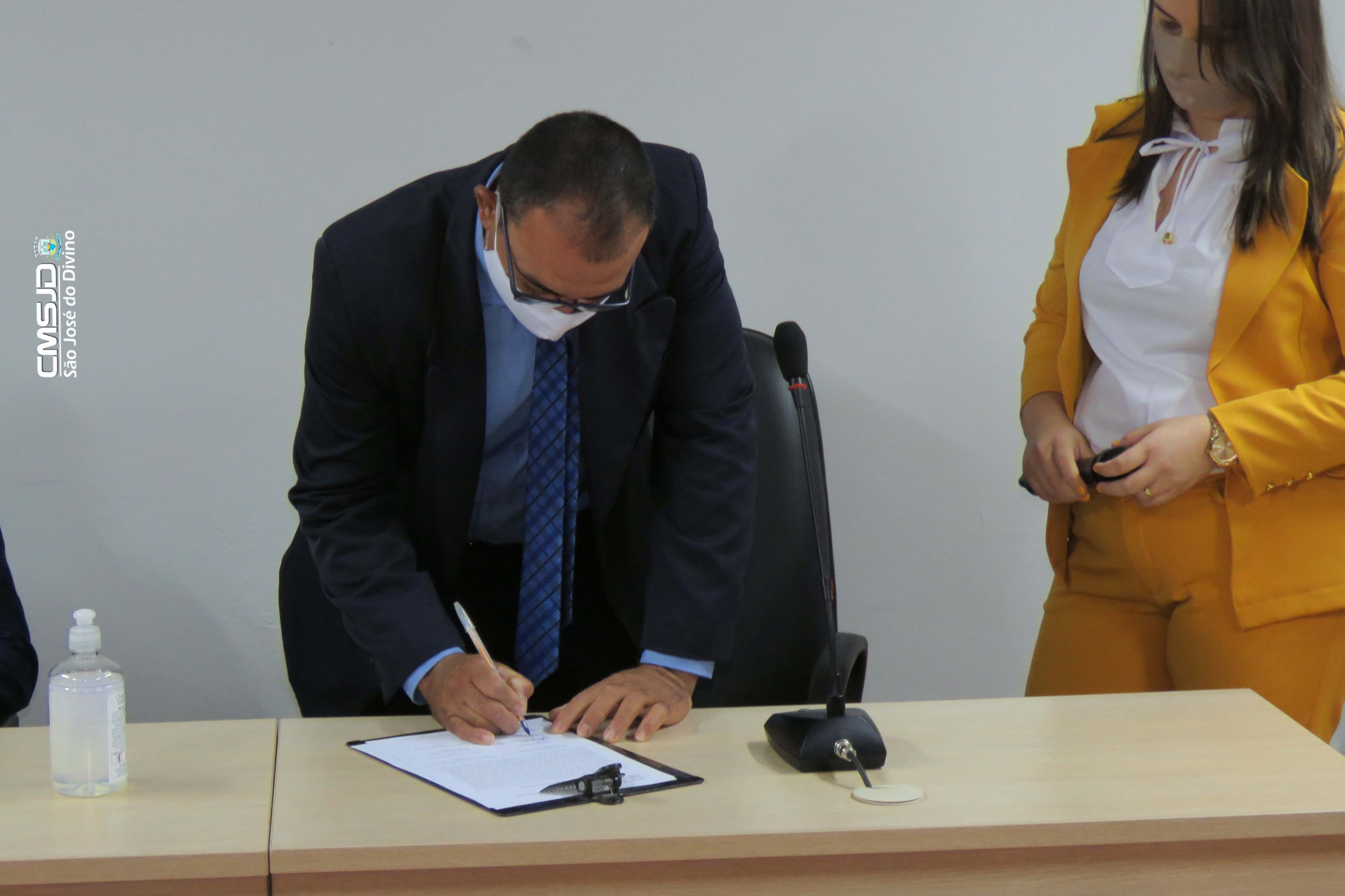 Ver. Eri -Termo de posse.jpg