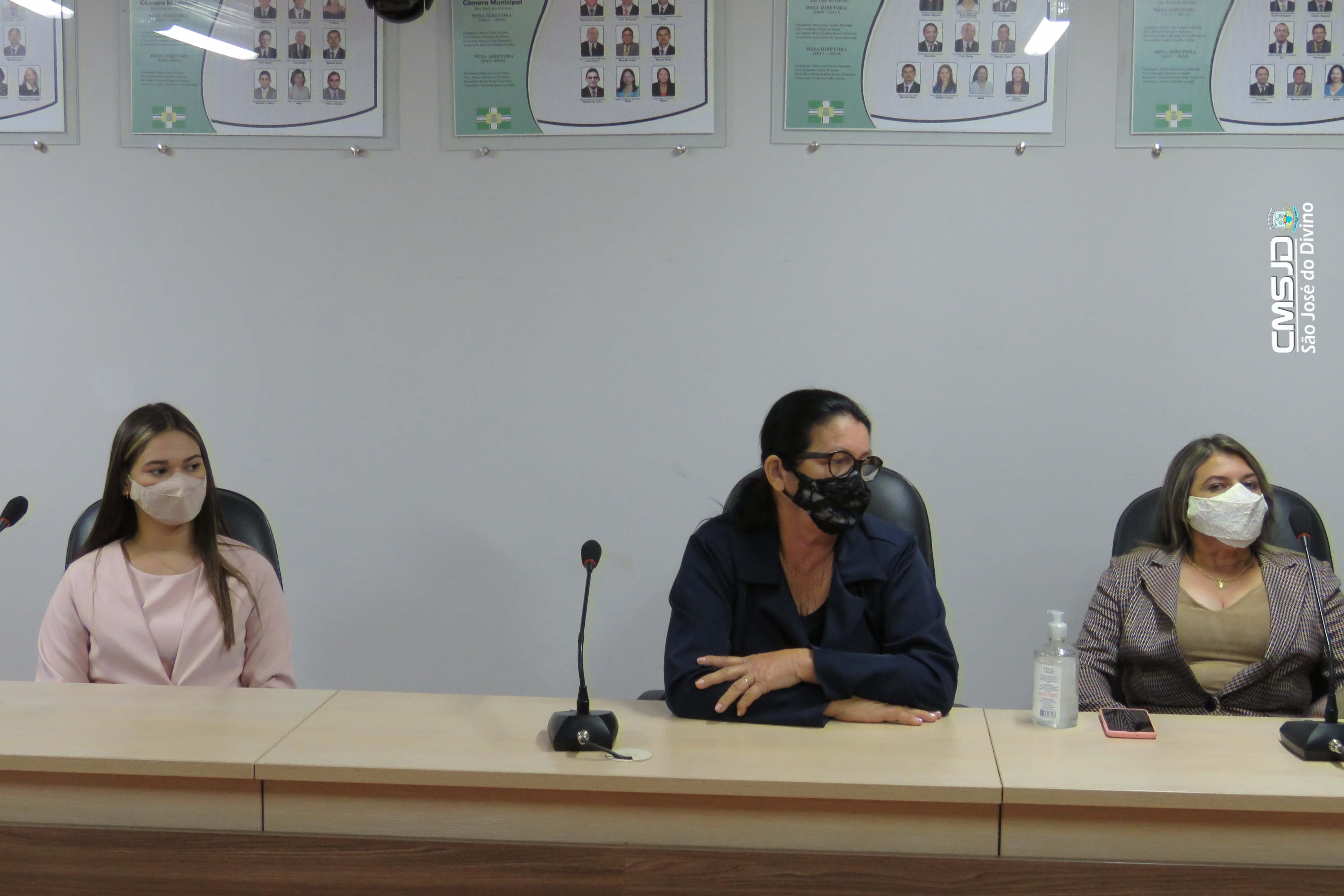 Vers Samuelle, Neusa e Raquel - Sessão possse 2021-2024.jpg
