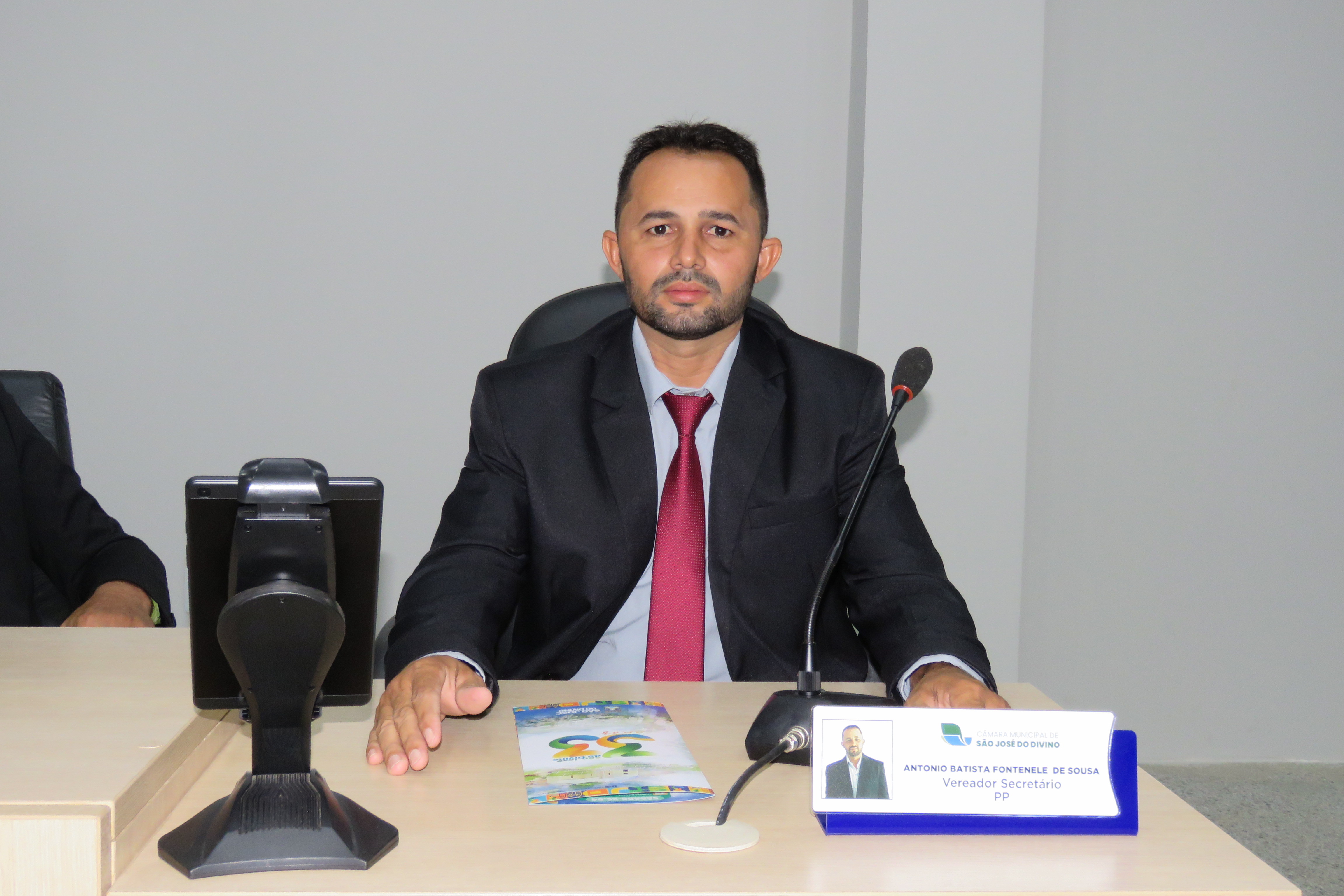 Indicação do Ver. Antonio Batista solicita ao Prefeito Milton Gomes, ações para manutenção do ginásio de esportes Raimundo Garcia 