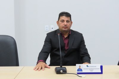 Ver. Neto solicita ao Executivo demandas de interesse público para a sede e diversas localidades