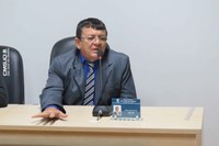 João Gracia solicita construção de lombadas na Av. Manoel Divino