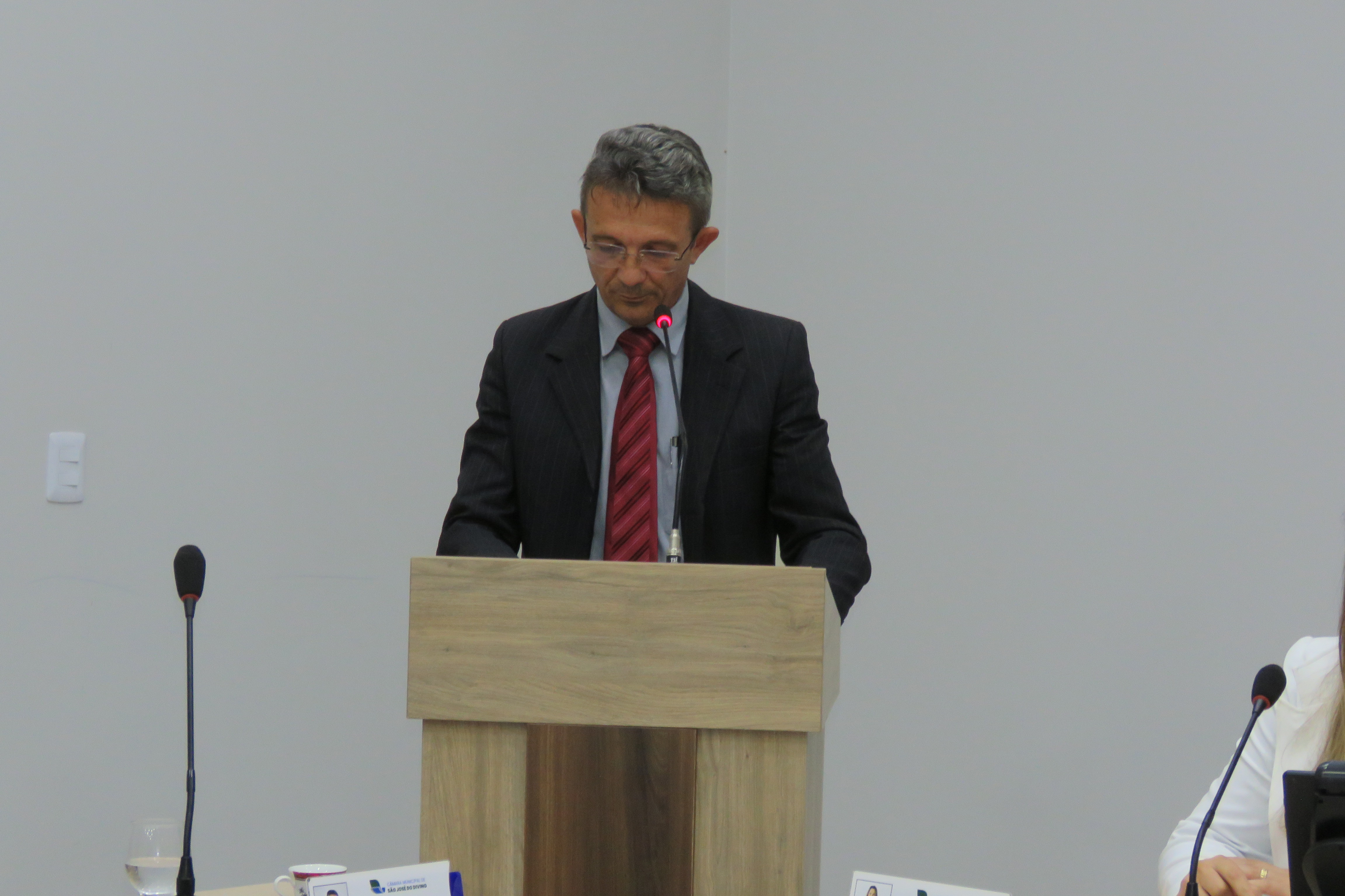 Prof. Marcelo apresenta projeto de lei para destinação de espaço físico e laboratório para exames e diagnósticos de brucelose, tuberculose e mastite 